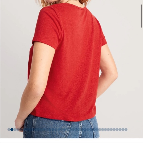 NWT OLD NAVY Linen-Blend V-Neck Henley T-Shirt Color:
Robbie Red XL - Picture 3 of 4